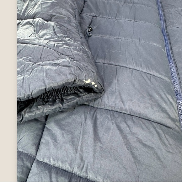 Patagonia Women's Dark Gray Puffer Jacket - Picture 4 of 7